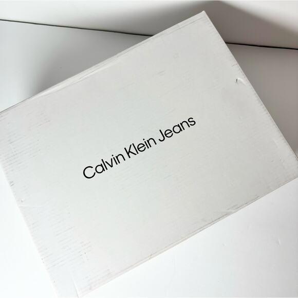 CALVIN KLEIN WOMEN'S JEROTY HEELED WOMEN SANDAL HEELS SIZE 11 BRAND NEW - Picture 4 of 9